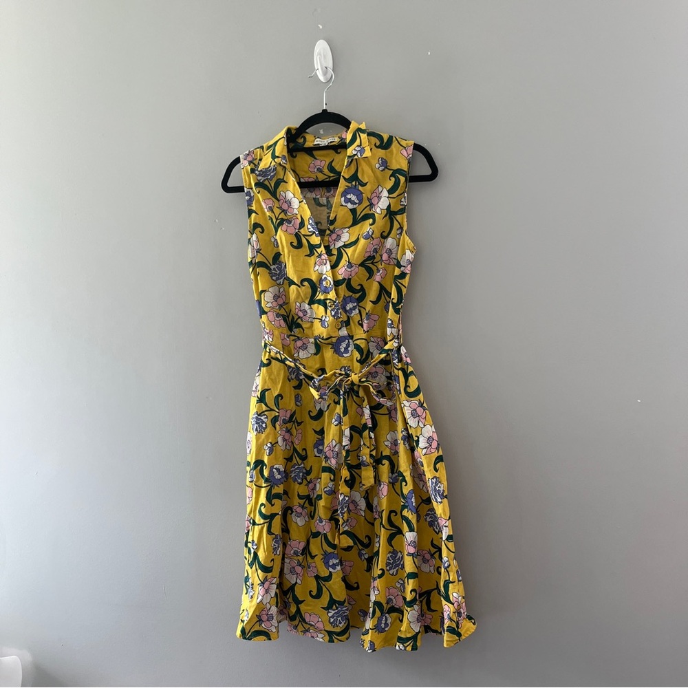 Moon River Yellow Floral Faux Wrap Dress Sleeveless Linen Blend Size Medium - Picture 1 of 7